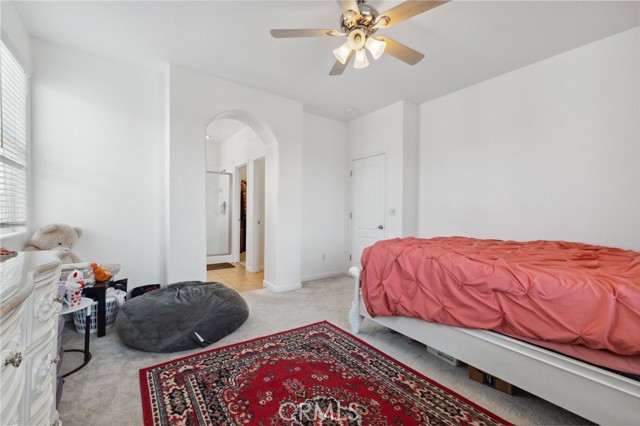 5529 N Valdez, Fresno CA: https://media.crmls.org/medias/383ddbe6-4de5-4ac7-9f1b-b80dd8a56271.jpg