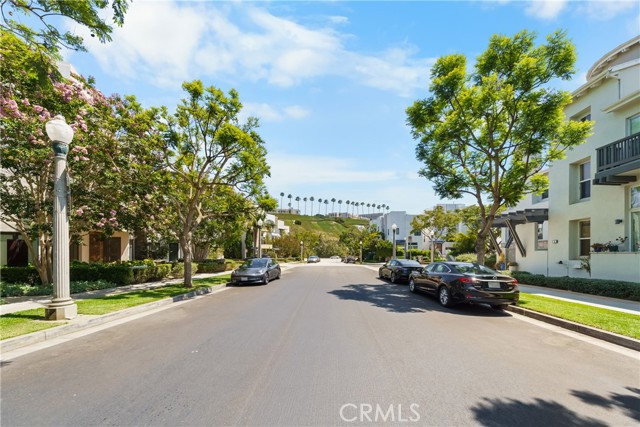 Detail Gallery Image 31 of 35 For 6011 Dawn Creek #7,  Playa Vista,  CA 90094 - 3 Beds | 2/1 Baths