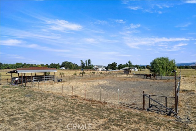 Detail Gallery Image 8 of 22 For 3155 Soda Bay Rd, Lakeport,  CA 95453 - 3 Beds | 2 Baths