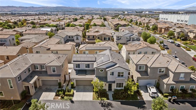 7543 Shorthorn Street, Chino CA: https://media.crmls.org/medias/383f02e6-492a-4b96-b8be-743acfb9f6cf.jpg