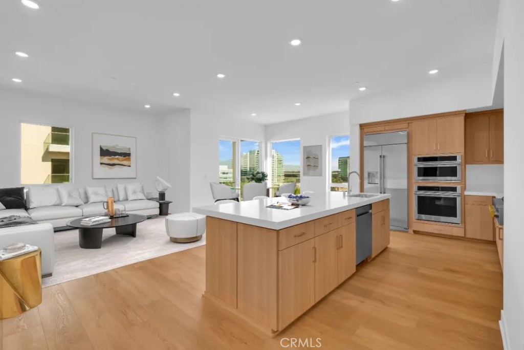 3614 Rivington