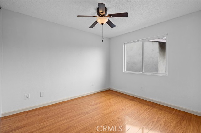 548 Bonita Street, San Pedro CA: https://media.crmls.org/medias/383fa584-70f2-4a48-a102-1130e81c7a56.jpg
