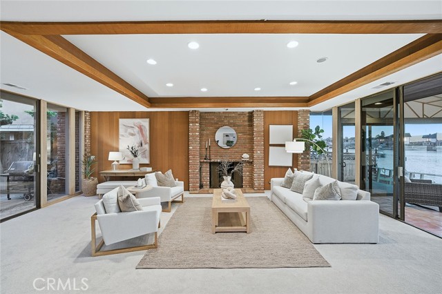 Image 3 of 47 For 16611 Carousel Lane