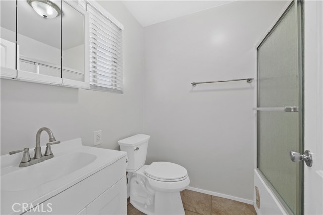 Detail Gallery Image 9 of 15 For 8219 Morton Ave, Los Angeles,  CA 90001 - – Beds | – Baths
