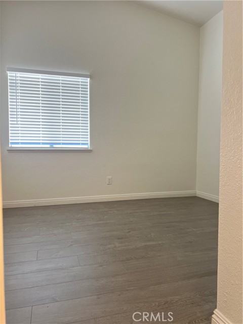 Detail Gallery Image 11 of 38 For 3025 E Avenue #1,  Palmdale,  CA 93550 - 3 Beds | 2 Baths