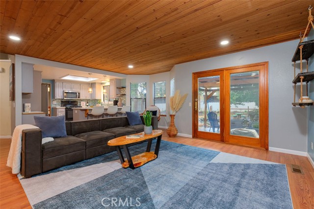 1022 Sir William Court, Chico CA: https://media.crmls.org/medias/38424ef8-5324-4371-b169-d6ee57343c2c.jpg