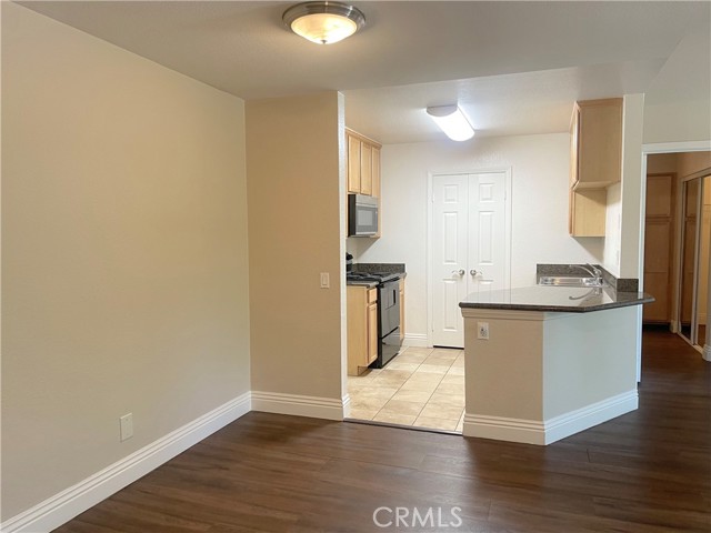 Detail Gallery Image 11 of 41 For 2400 Del Mar Way #208,  Corona,  CA 92882 - 2 Beds | 2 Baths