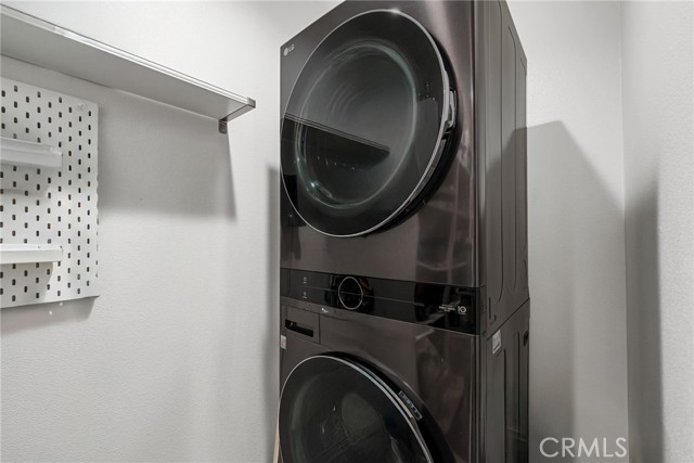 Detail Gallery Image 19 of 34 For 329 N Standard, Santa Ana,  CA 92701 - 4 Beds | 3/1 Baths