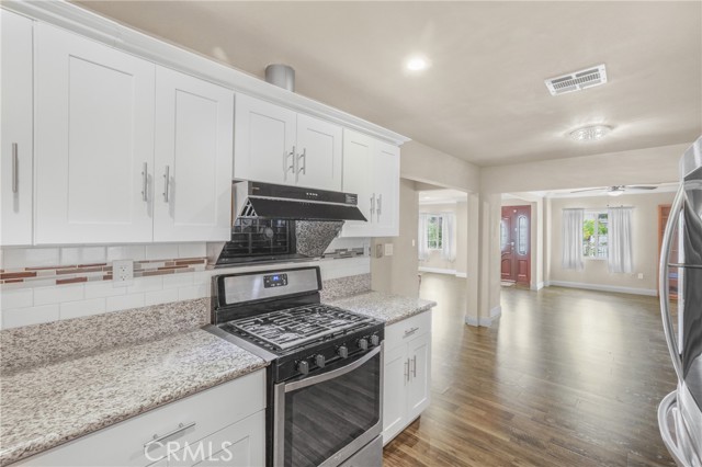 Detail Gallery Image 6 of 41 For 14087 Anderson St, Paramount,  CA 90723 - 3 Beds | 2 Baths