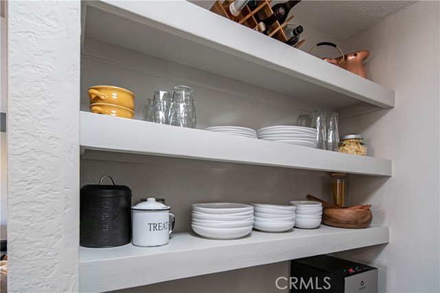 Kitchen storage