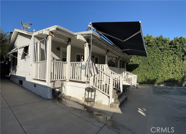 Detail Gallery Image 1 of 13 For 1886 Wagner St, Pasadena,  CA 91107 - 2 Beds | 2 Baths