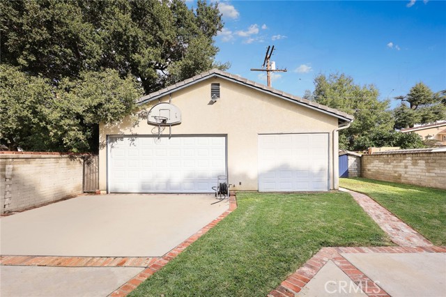 Detail Gallery Image 41 of 52 For 204 N Vega St, Alhambra,  CA 91801 - 4 Beds | 3/1 Baths