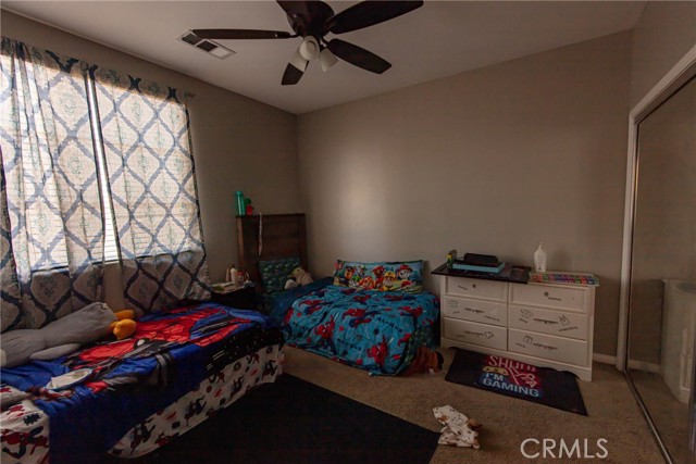 803 Mountain Park Drive, Bakersfield CA: https://media.crmls.org/medias/3848939f-ead1-463d-93dc-11e78a7a7eeb.jpg