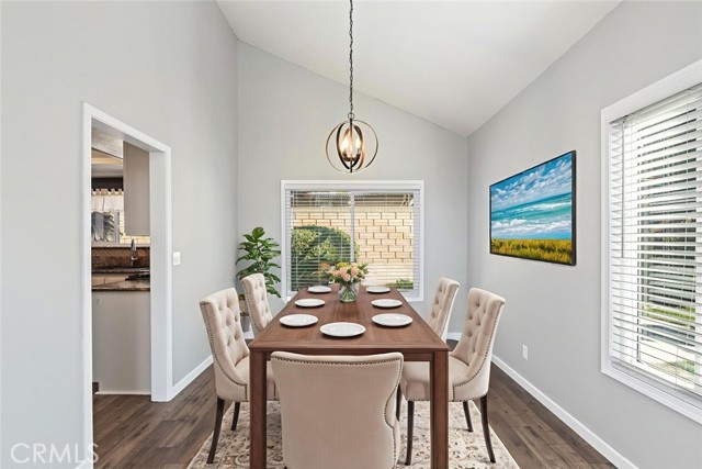 Detail Gallery Image 17 of 51 For 15082 Christina Ct, Lake Elsinore,  CA 92530 - 4 Beds | 3 Baths