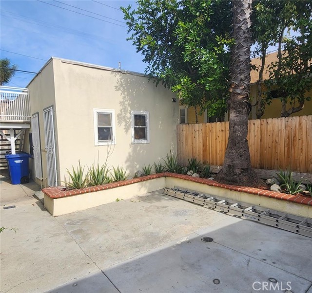 Detail Gallery Image 4 of 8 For 1000 E Burnett, Signal Hill,  CA 90755 - – Beds | – Baths