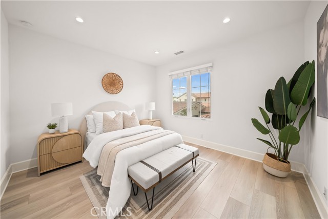 Detail Gallery Image 32 of 75 For 111 Donati, Irvine,  CA 92602 - 4 Beds | 3 Baths