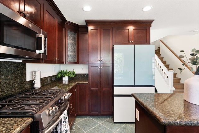 37 Goldmine Street, Trabuco Canyon CA: https://media.crmls.org/medias/384a47cf-155e-4da7-95ce-7083396541c6.jpg