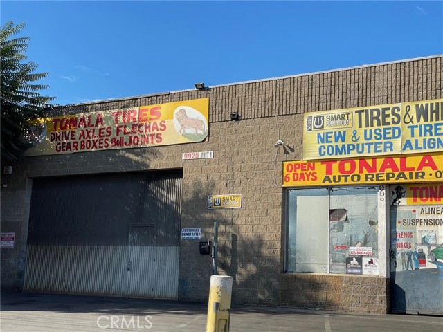 9925 San Fernando Road, Pacoima CA: https://media.crmls.org/medias/384ab9fc-f7a8-4616-9171-e6d7dc076efb.jpg