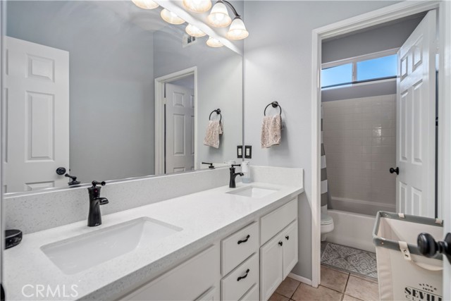 Detail Gallery Image 32 of 44 For 40271 Crestridge, Palmdale,  CA 93551 - 5 Beds | 3 Baths