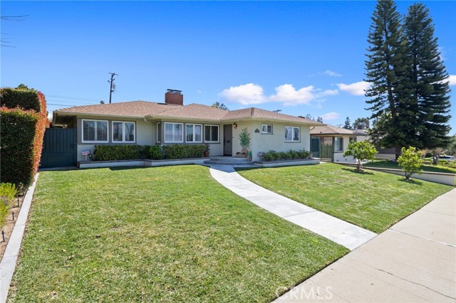 160 Mauna Loa Drive, Monrovia CA: https://media.crmls.org/medias/384b21cc-ea25-4637-b692-299f1e93fe1c.jpg