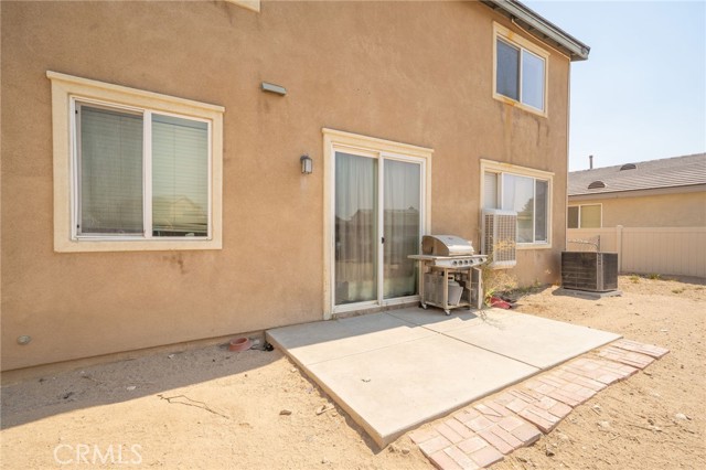 Detail Gallery Image 26 of 49 For 16620 Desert Lily St, Victorville,  CA 92394 - 4 Beds | 2/1 Baths