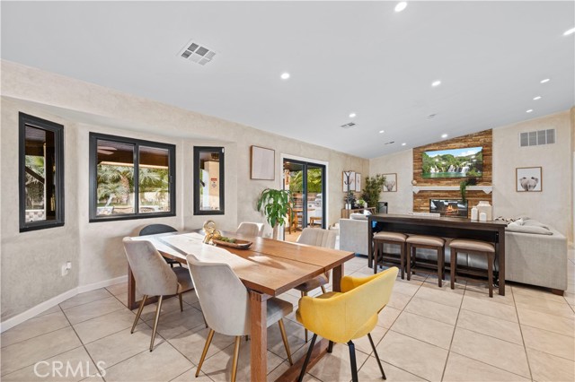 1757 Park View Drive, Palm Springs CA: https://media.crmls.org/medias/384bfe89-836c-49fe-b608-27e6bf31370e.jpg