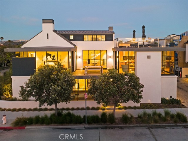 1703 E Ocean Boulevard, Newport Beach CA: https://media.crmls.org/medias/384c519e-46c8-4b20-9295-cd3b9017e166.jpg