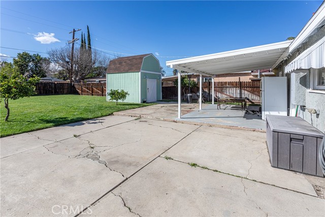 6851 Lubao Avenue, Winnetka CA: https://media.crmls.org/medias/384d09b7-374f-416e-ae21-9fdbf6303112.jpg