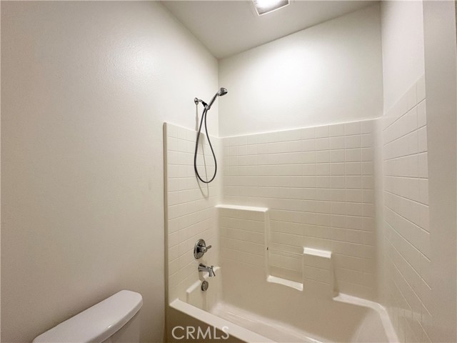 Detail Gallery Image 24 of 32 For 2868 E via Fiano, Ontario,  CA 91764 - 3 Beds | 2/1 Baths