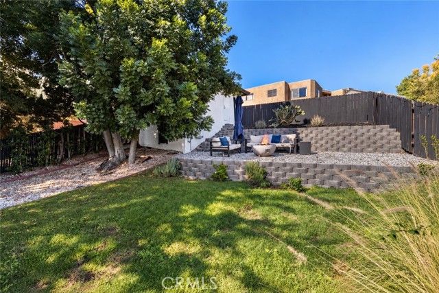 3181 Cadet Ct, Los Angeles, CA 90068 photo 18