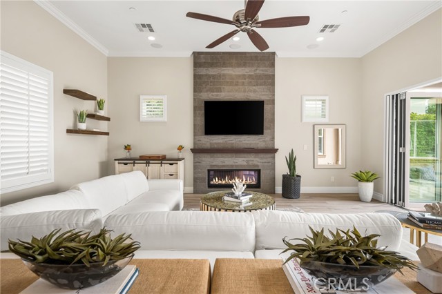 1977 Port Cardiff Place, Newport Beach CA: https://media.crmls.org/medias/384d7b86-687c-418d-b9af-cc0ddb41bb81.jpg