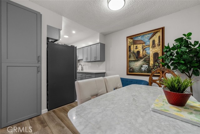 Detail Gallery Image 8 of 27 For 7923 Agnes Ave #3,  North Hollywood,  CA 91605 - 2 Beds | 1 Baths