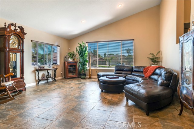 1381 Casey Court, Upland, CA, 91784 1381 Casey Court, Upland, CA, 91784
