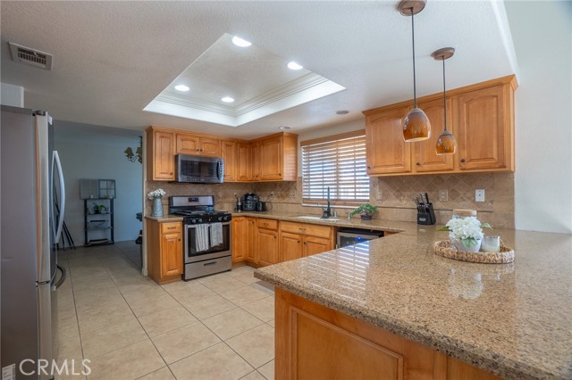 Detail Gallery Image 19 of 42 For 27857 Hummingbird, Helendale,  CA 92342 - 3 Beds | 2/1 Baths