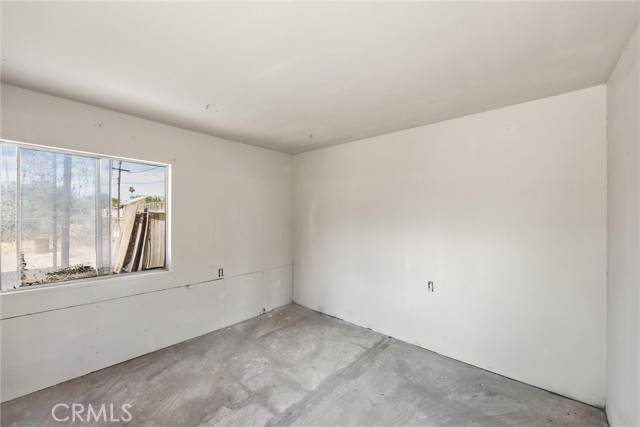 Detail Gallery Image 31 of 40 For 8880 Greenfield Park Dr, Bakersfield,  CA 93307 - 3 Beds | 3/1 Baths