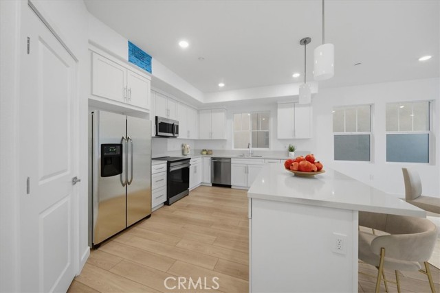 Detail Gallery Image 8 of 34 For 2540 Hepburn St, South El Monte,  CA 91733 - 4 Beds | 3/1 Baths