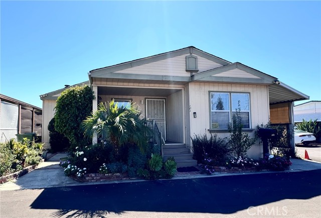 Detail Gallery Image 1 of 1 For 15440 Los Olivos St #101,  –,  CA 91345 - 3 Beds | 2 Baths