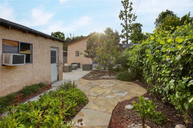 Detail Gallery Image 34 of 38 For 1410 Grandview Ave, Glendale,  CA 91201 - 3 Beds | 2/1 Baths