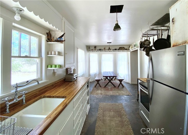 Detail Gallery Image 10 of 61 For 330 Sage Flats Dr, Olancha,  CA 93549 - 3 Beds | 2 Baths