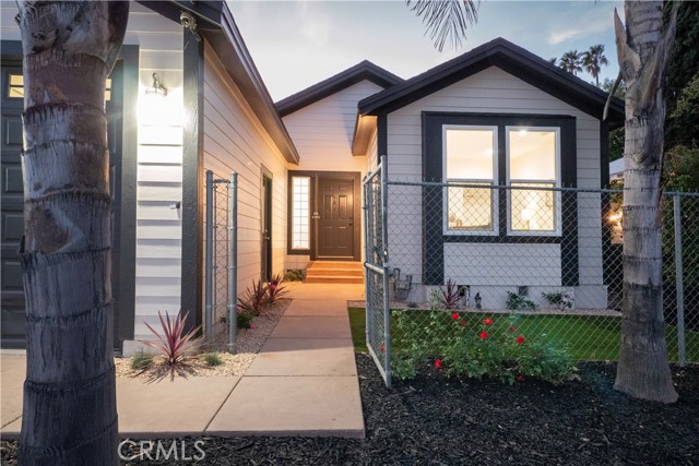 Detail Gallery Image 5 of 45 For 19241 Envoy Ave, Corona,  CA 92881 - 3 Beds | 2 Baths