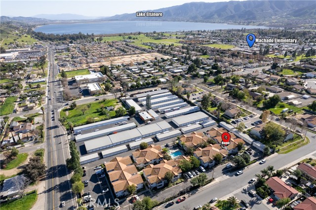 Detail Gallery Image 27 of 31 For 16377 Lakeshore 6k,  Lake Elsinore,  CA 92530 - 2 Beds | 2/1 Baths