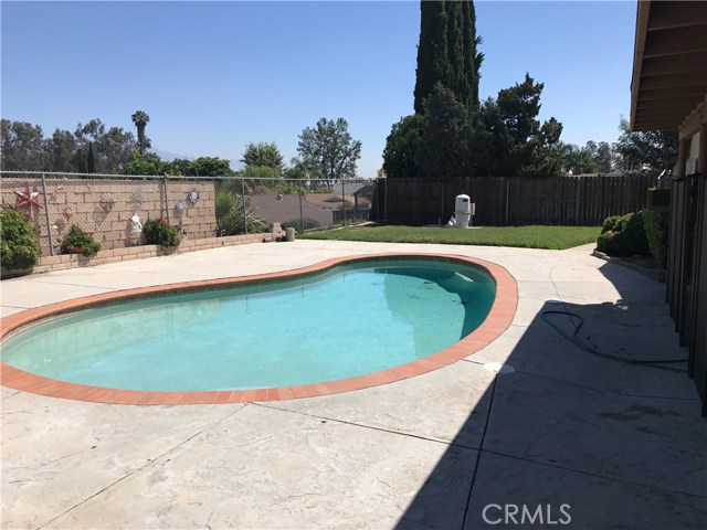 Detail Gallery Image 3 of 21 For 3746 Valle Vista, Chino Hills,  CA 91709 - 4 Beds | 2 Baths
