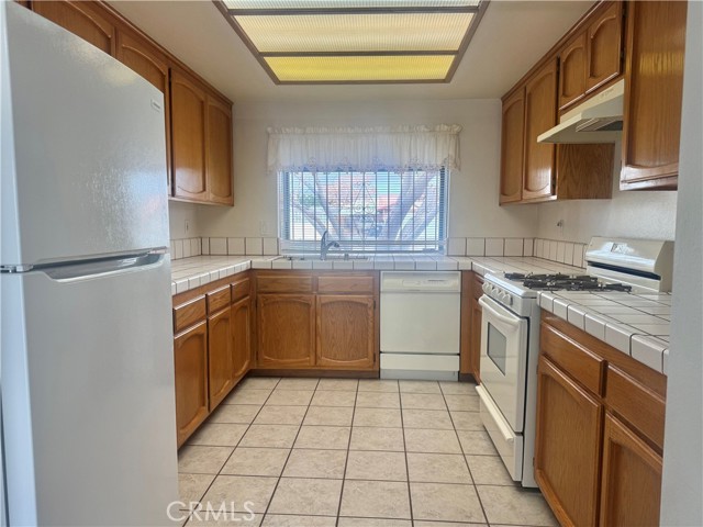15469 Chaparral Street, Victorville CA: https://media.crmls.org/medias/3853c0ef-6d5f-4c0d-9dc3-250fc4725f8a.jpg