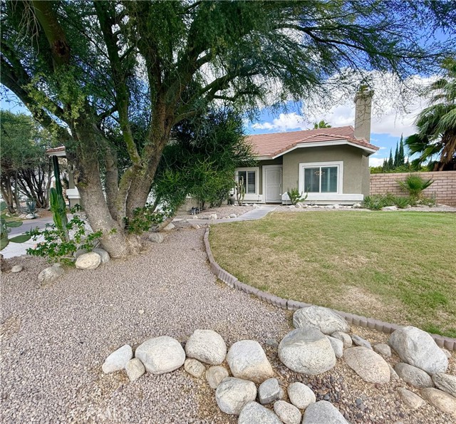 2340 N Paseo De Anza, Palm Springs, CA 92262
