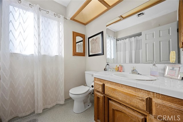 Detail Gallery Image 30 of 43 For 7605 Carson Hill Ct, Bakersfield,  CA 93313 - 4 Beds | 2/1 Baths