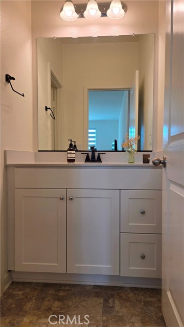 Detail Gallery Image 17 of 41 For 906 Lemon Dr, Pomona,  CA 91768 - 3 Beds | 2/1 Baths