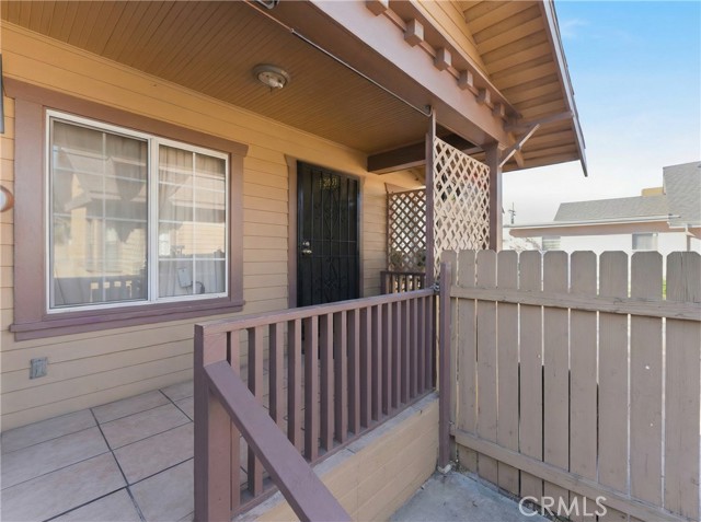 Detail Gallery Image 19 of 57 For 608 W 52nd, Los Angeles,  CA 90037 - 3 Beds | 2 Baths