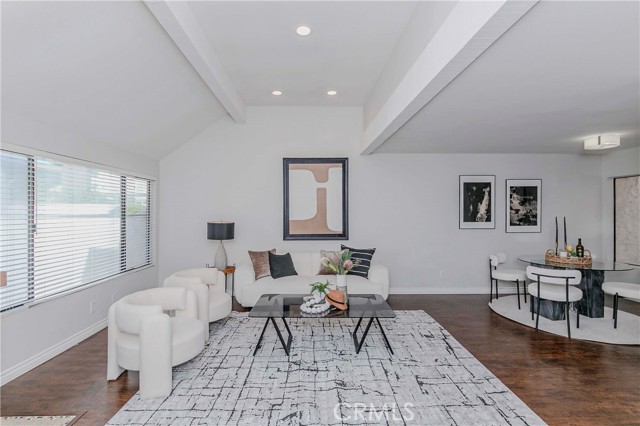 9724 Walker Court, Cypress CA: https://media.crmls.org/medias/38547ccf-9667-4a2d-90dc-cc176dee0e20.jpg