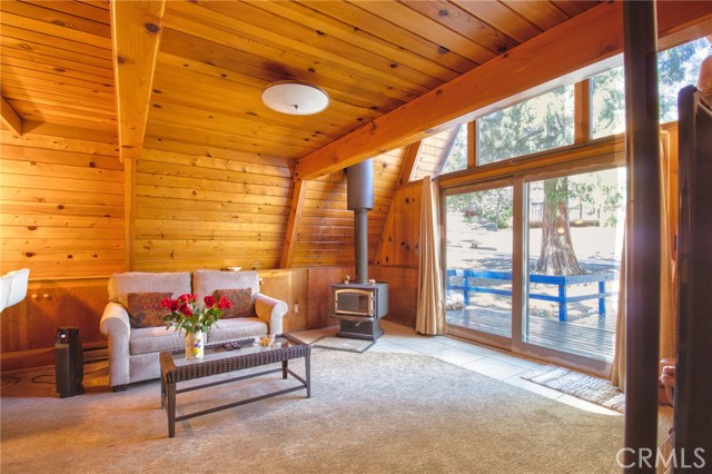 Detail Gallery Image 3 of 49 For 6253 Cardinal Rd, Wrightwood,  CA 92397 - 1 Beds | 1 Baths