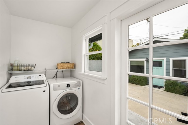 661 Grand Avenue, Long Beach CA: https://media.crmls.org/medias/3856a863-a899-4902-ab81-4d02f537203a.jpg